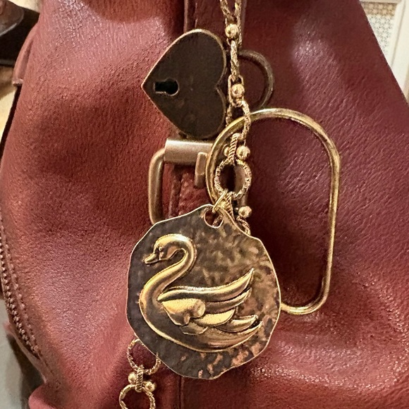Free People Swan Bag Charm with Gold Hardware and Heart Lock NWT - Picture 5 of 7